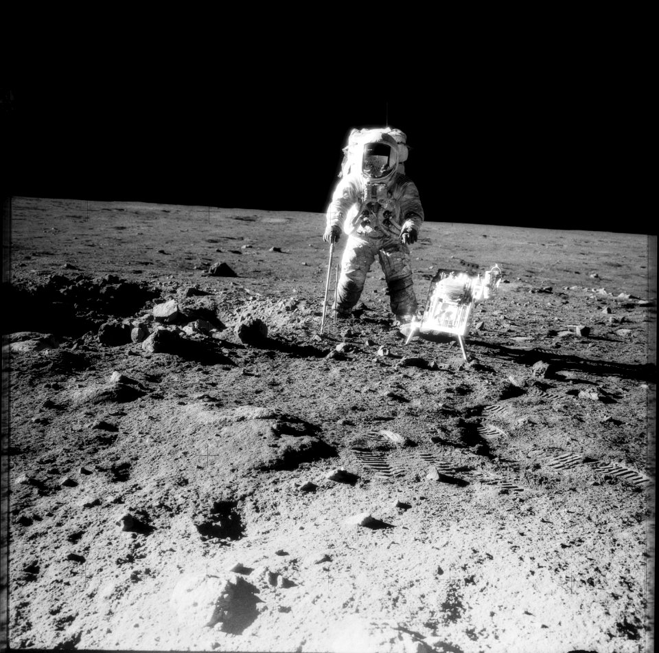 As12-49-7318 (25706418340)