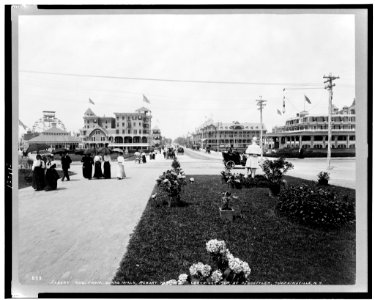 Asbury Ave. from boardwalk, Asbury Park, N.J. LCCN98505524