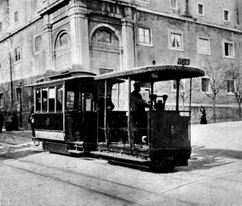 Ascensor da Estrela 2 em 1909, foto de Joshua Benoliel