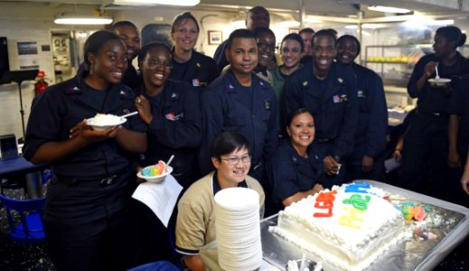 Ashland Sailors embrace LGBT Month 150620-N-KM939-072