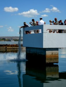 Ashes of Pearl Harbor survivor scattered at USS Utah Memorial 150702-N-GI544-127