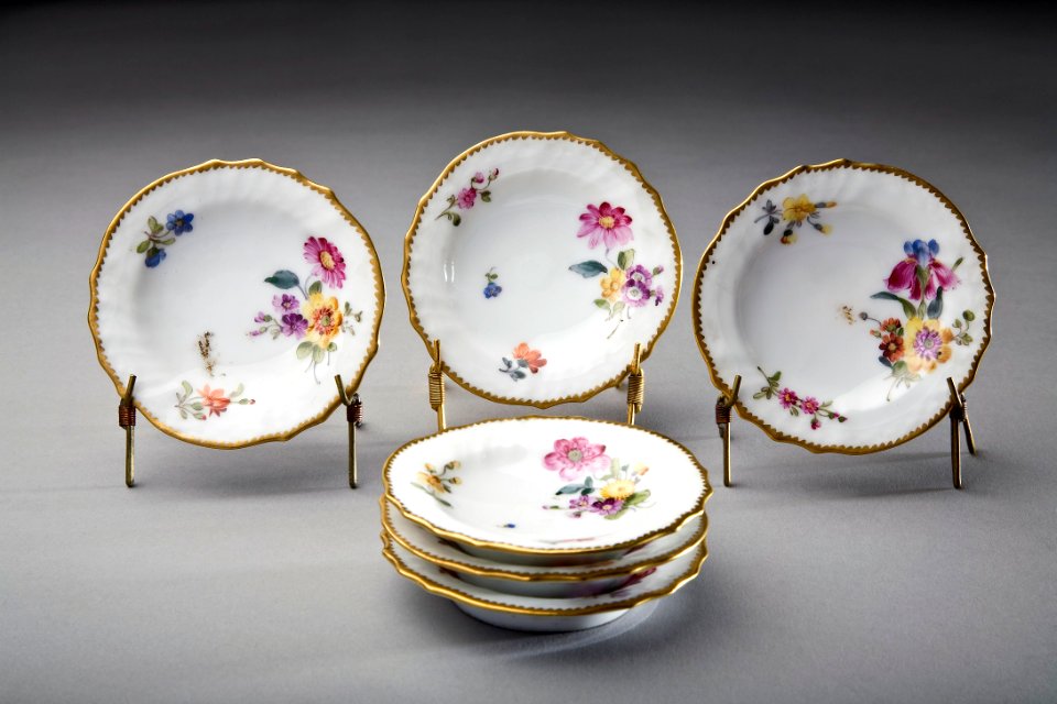 Askfat 6st. Danmark. Köpenhamn. Den Kongelige poresainsfabrik. 6927 - Hallwylska museet - 86774