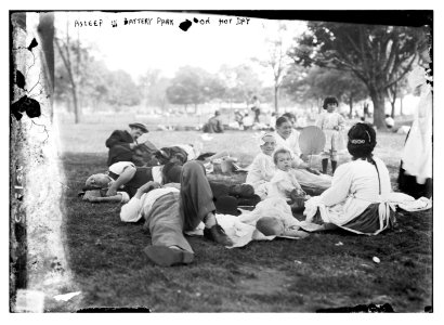 Asleep in Battery Park on a hot day LCCN2014688484