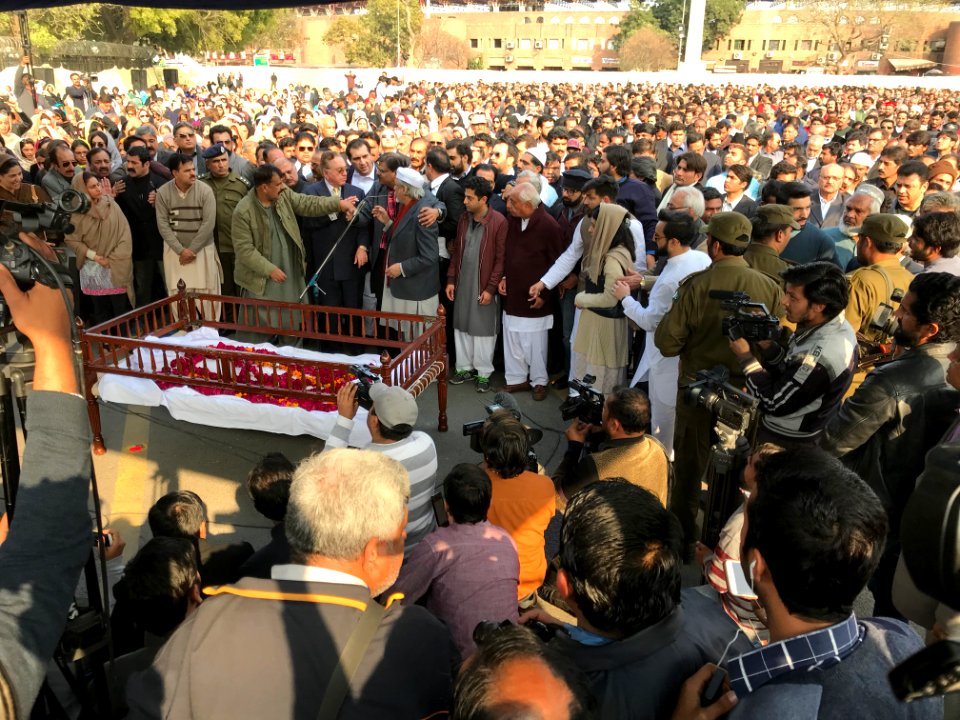Asma Jahangir funeral 3