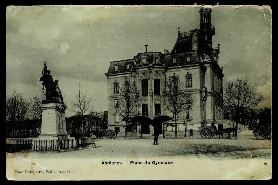 Asnières-sur-Seine.Place du Gymnase