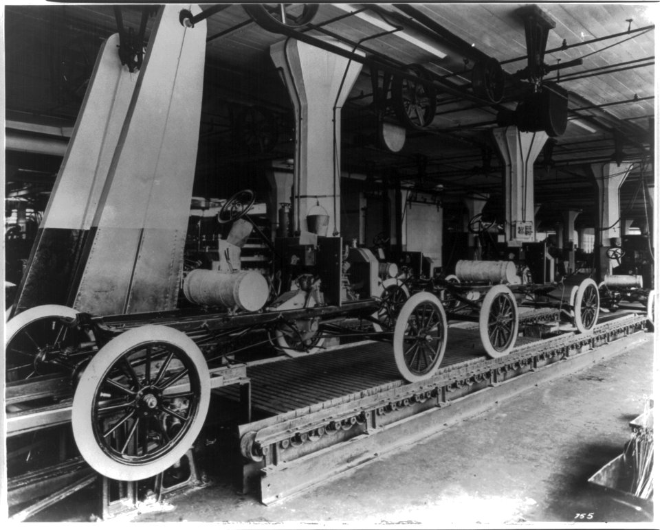 Assembly line at the Ford Motor Company's Highland Park plant LCCN2011661021