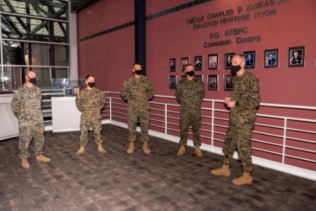 Assistant commandant, other top USMC leaders get look at USSPACECOM capabilities (6)