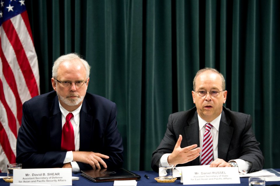 Assistant Secretaries Russel and Shear Address Media in Tokyo - Flickr - East Asia and Pacific Media Hub
