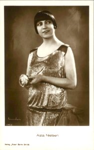 Asta Nielsen - Alexander Binder - EYE FOT127484