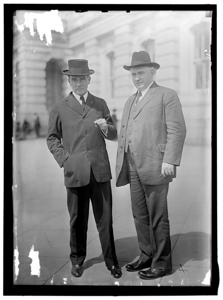 ASWELL, JAMES BENJAMIN. REP. FROM LOUISIANA, 1913-, RIGHT, WITH REP. LAZARO OF LA. LCCN2016864493