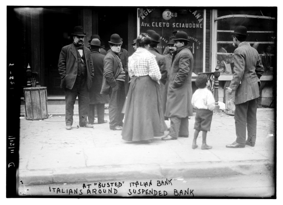 At Busted Italian bank- Italians arounded suspended bank LCCN2014688917