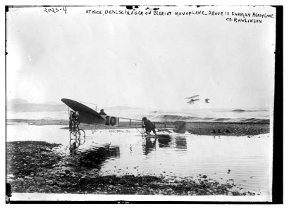 At Nice, Oehlschlager on Bleriot monoplane - Above is Farman aeroplane of Rawlinson LCCN2014688117