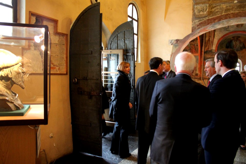 At St. Sophia Cathedral in Kyiv (13217714813)