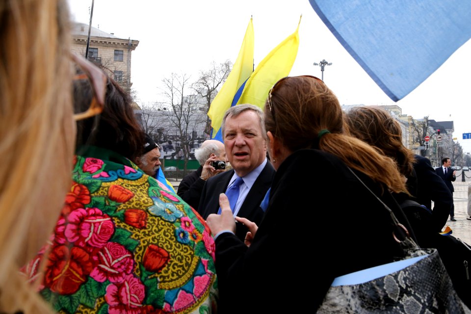 At St. Sophia Square (13176848624)