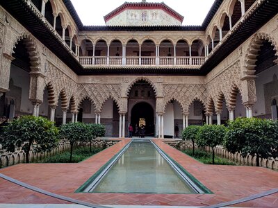 Alcazar islamic architecture courtyard photo
