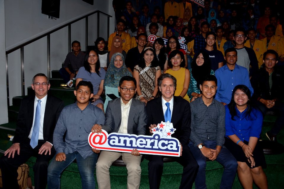Atamerica2 - Flickr - East Asia and Pacific Media Hub