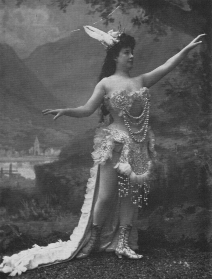 Atelier Nadar - Mademoiselle Langoix (Zeno Fotografie)