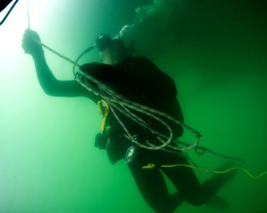 ATFP dive 130130-N-CG436-054