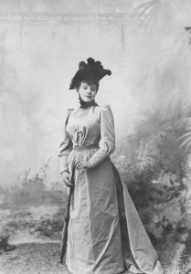 Atelier Nadar - Réjane (Gabrielle Réju) (1856-1920), Schauspielerin (2) (Zeno Fotografie)