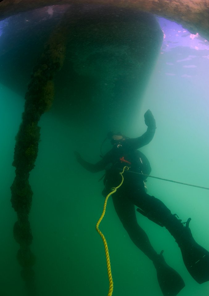 ATFP dive 130205-N-CG436-039