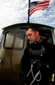 ATFP dive 130324-N-CG436-035
