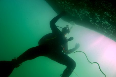 ATFP dive 130205-N-CG436-045