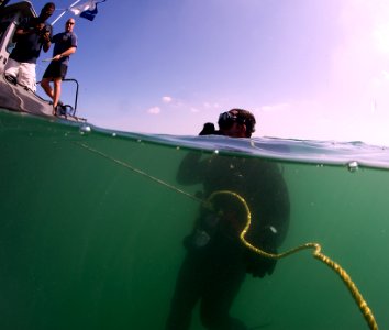 ATFP dive 130205-N-CG436-053