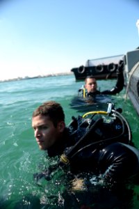 ATFP dive 130205-N-RE144-189
