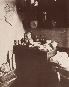 Atget, Eugène - Interieurs, Küche eines Kaufmanns, Rue Montaigne (Zeno Fotografie)