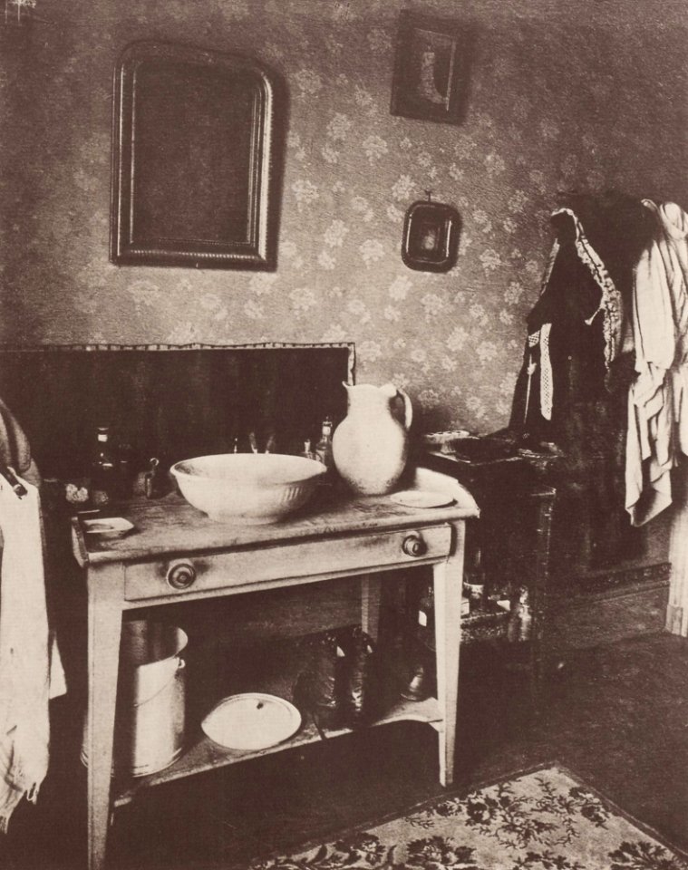 Atget, Eugène - Interieurs, Zimmer eines Arbeiters, Rue de Romainville (Zeno Fotografie)
