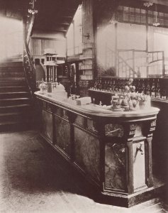 Atget, Eugène - Läden und Auslagen, Weinausschank in der Rue Boyer (Zeno Fotografie)