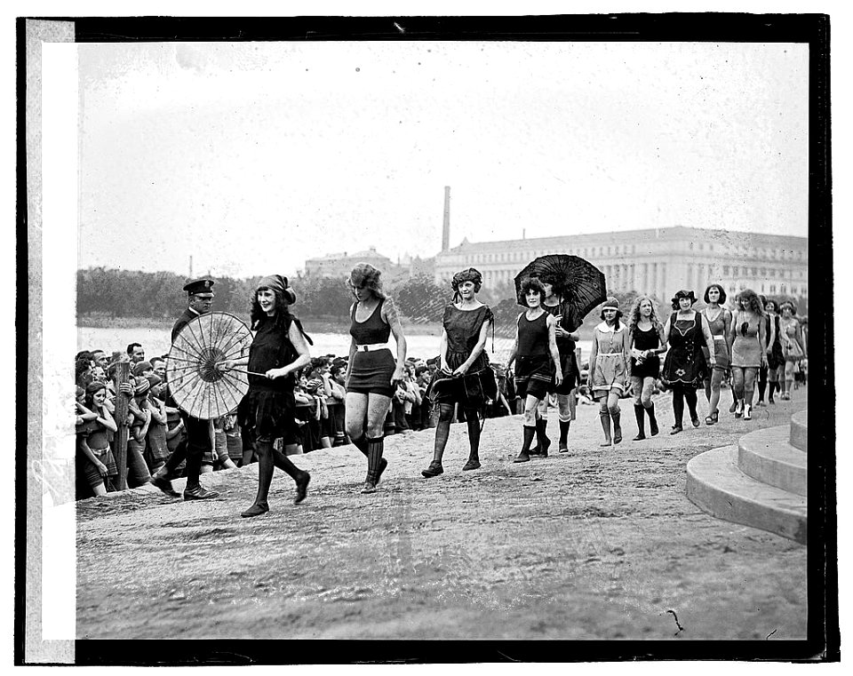 Beauty show, 1922, (8-5-22) LOC npcc.06821