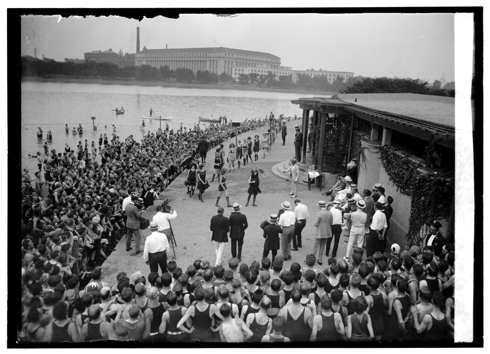 Beauty show, 1922 LCCN2016846620