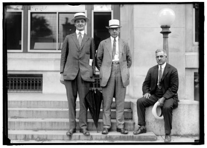BECK, CARL. OF WESTINGHOUSE ELECTRIC CO. SPEC. ELEC. RY. COMMN. LCCN2016870247