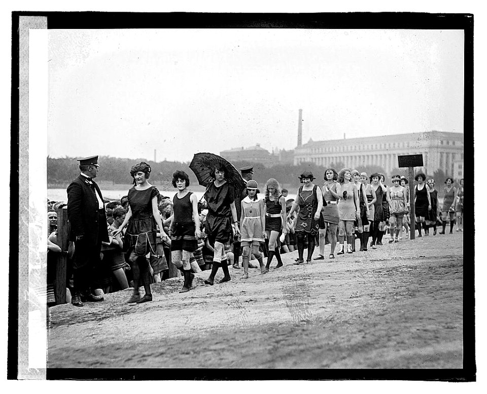 Beauty show, 1922, (8-5-22) LOC npcc.06822