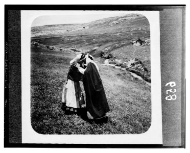 Bedouin wedding series. Bedouin saluting LOC matpc.12333