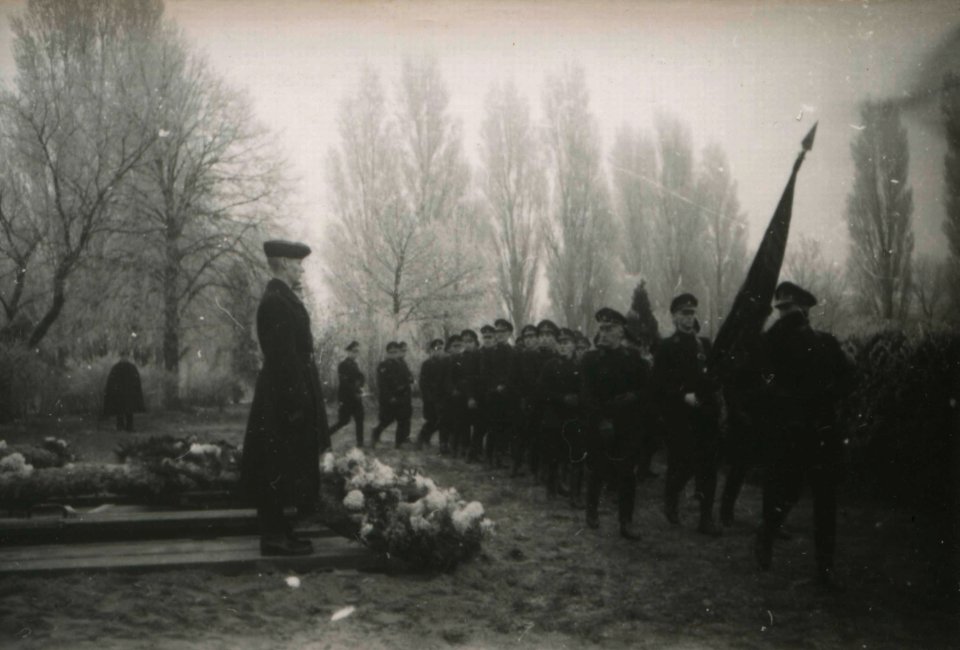 Begrafenis NSB - Fotodienst der NSB - NIOD - 156042
