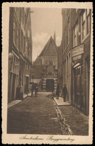 Begijnensteeg met op de achtergrond de Engelse Kerk op Begijnhof. Uitgave Weenenk & Snel, Den Haag, Afb PBKD00356000002 photo