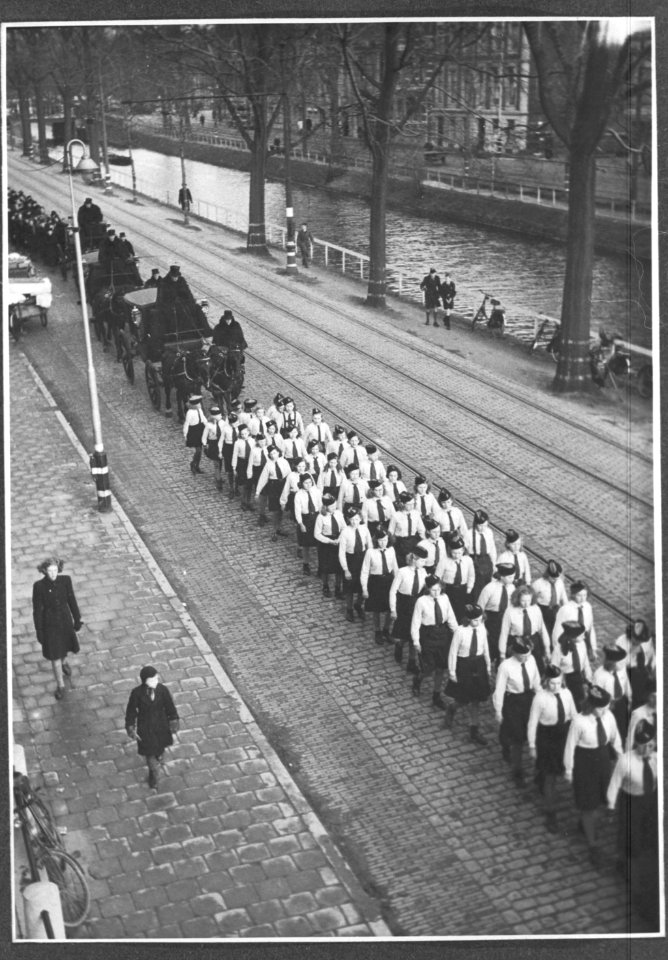 Begrafenis Reydon - Fotodienst der NSB - NIOD - 90201