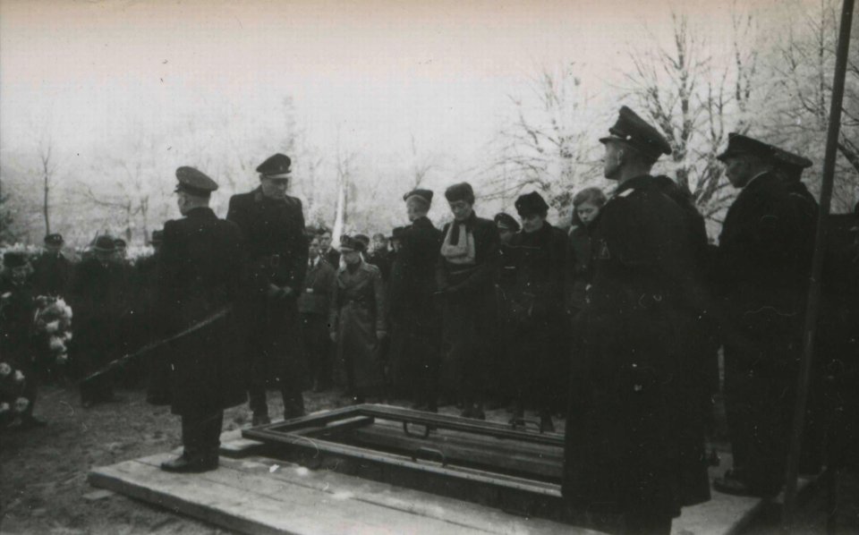 Begrafenis NSB - Fotodienst der NSB - NIOD - 156037