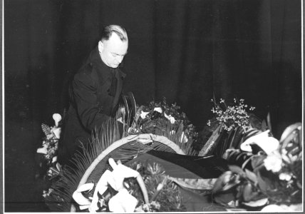 Begrafenis Reydon - Fotodienst der NSB - NIOD - 90194