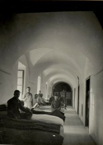 Belegter Gang. Aufgenommen am 5.v.1916. NIZNIOW. (BildID 15537276)