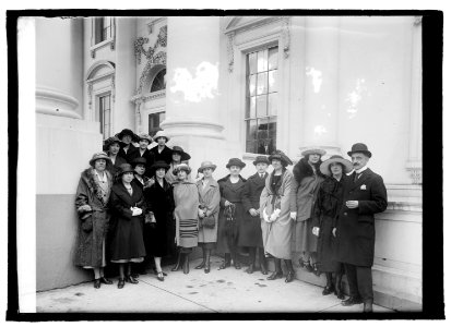 Belgian Girls group, 3-15-22 LCCN2016846168