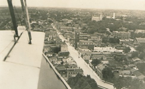Belleville Ontario from the Air (HS85-10-36729)