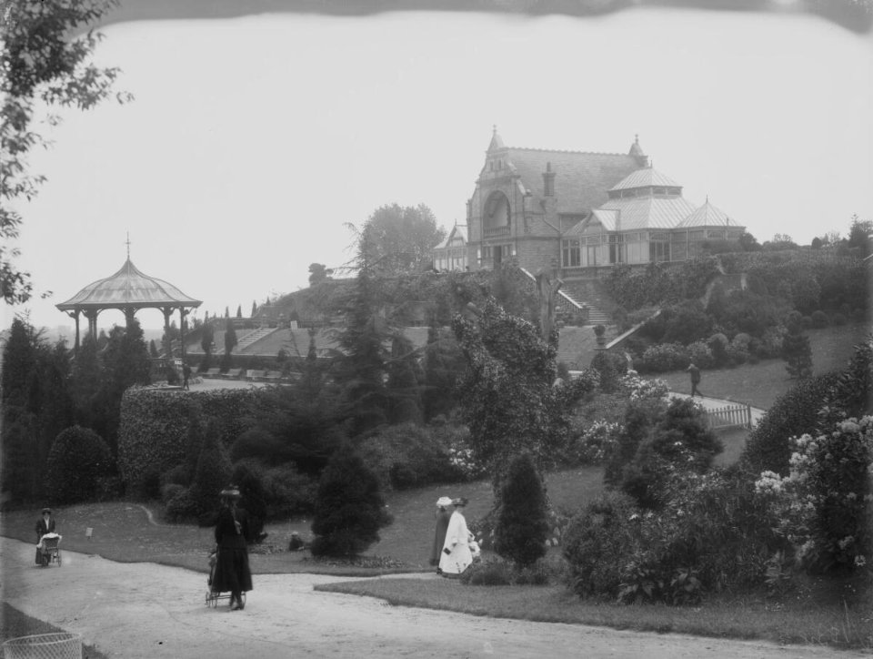 Bellevue Park in Newport (4641399)