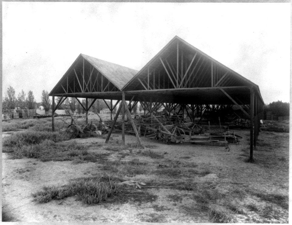 Bellevue Ranch - the machinery sheds, Kern County, Calif. LCCN2002706075