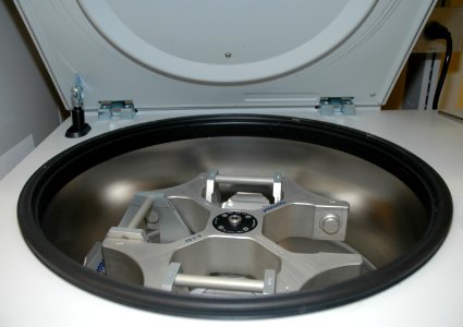 Benchtop centrifuge (1)