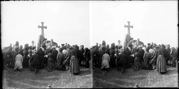 Benedicció del terme de Barcelona al terrat de la catedral (AFCEC BORDAS D 4228)