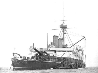 HMSBenbow190sPortBow