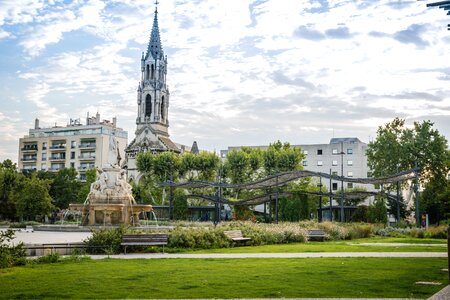 Fountain place park